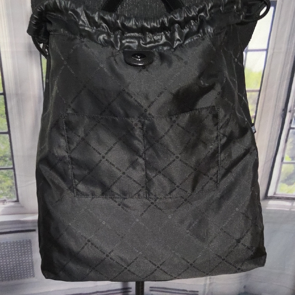 Michael Kors Black Quilted Interior Tote - Picture 11 of 12